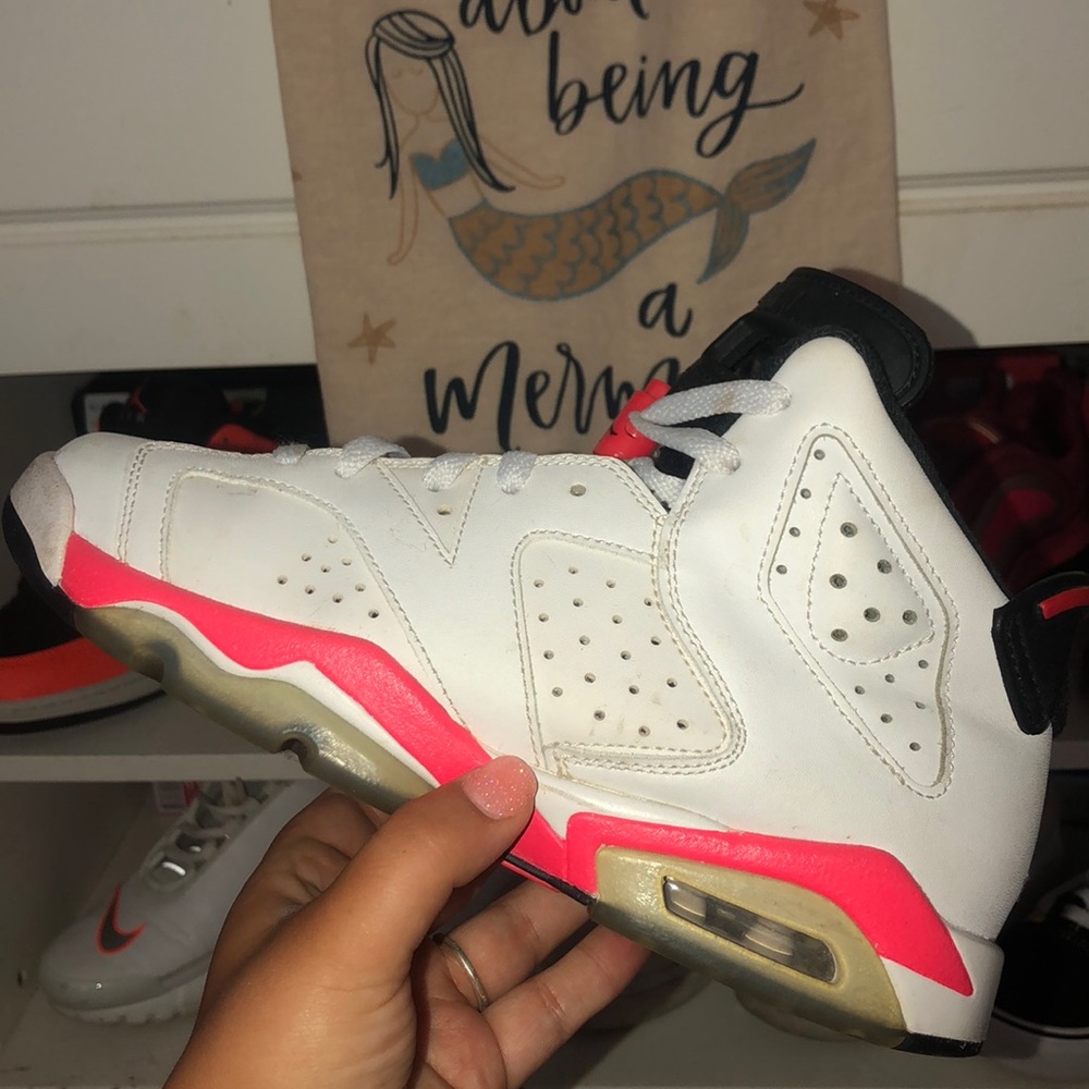 Jordan infrared 6’s
